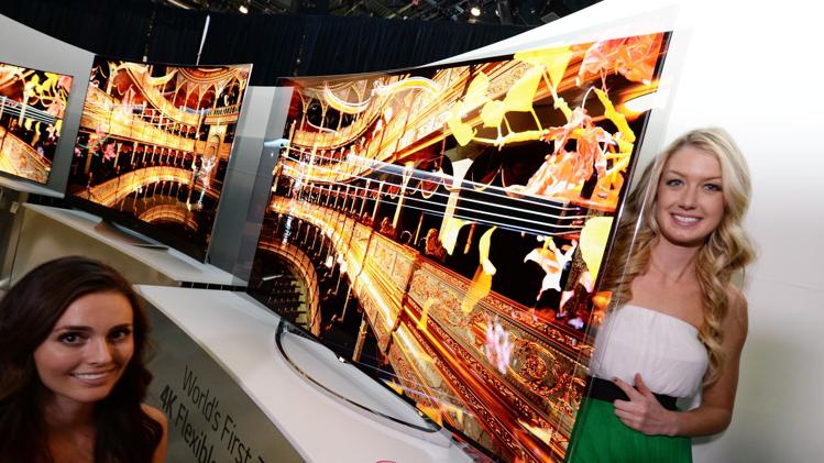  LG va lansa trei televizoare OLED Ultra HD de 55, 65 şi 77 inchi